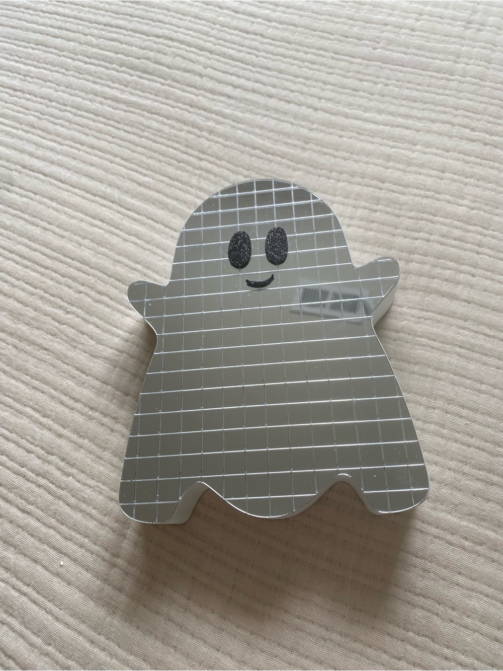 Eccolo Halloween Ghost Mirrored Décor Silver Spooky Home Decor